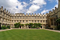 Tuin van het Jesus College Quad in Oxford, Oxfordshire