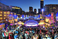 Menigte op Robson Square (Londen) tijdens de Olympische Spelen (2012)