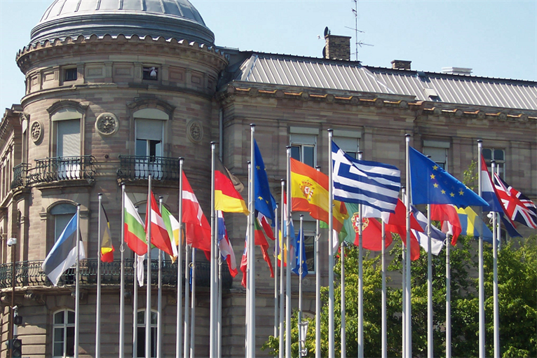 Kunnen financiële transfers de verschillen in de eurozone overbruggen? image