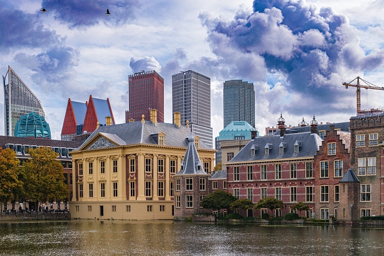 De bezuinigingen op het ambtenarenapparaat kunnen een pijnloze ingreep worden, mits goed uitgevoerd image