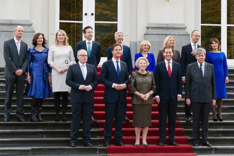 Het halve en hele verhaal achter kabinet Rutte image