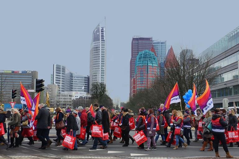 Column: FNV heeft gelijk in loondiscussie image